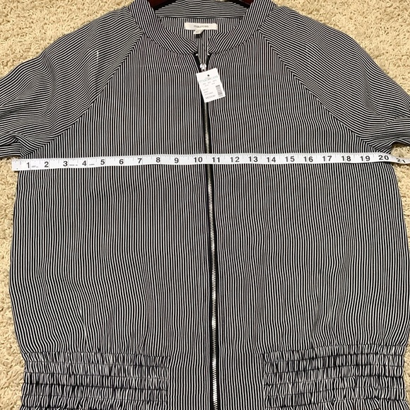 Maurices, black white striped front ruched cuff,  waistband lightweight jacket M - Picture 9 of 13